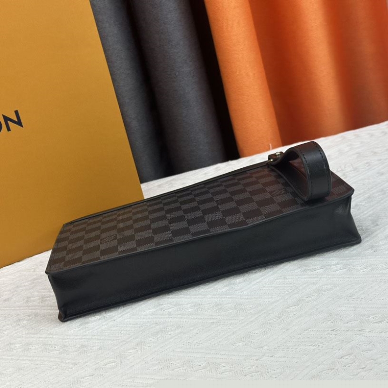 LV Clutch Bags